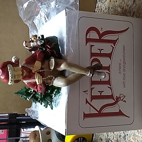 The Keeper of Christmas 2010 collectable #136 of 2000 - Picture 1 of 5